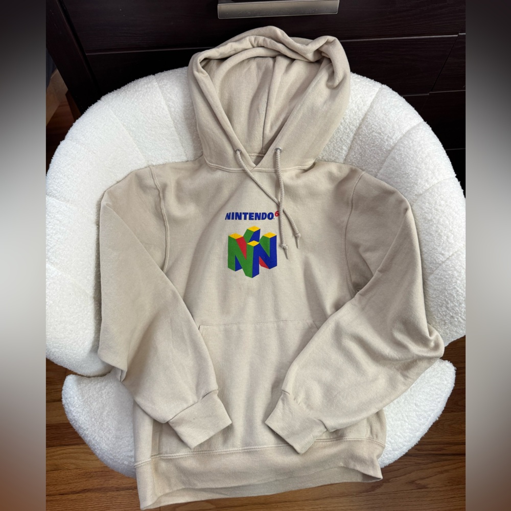 Urban Outfitters Beige Nintendo N64 Hoodie in Size Small